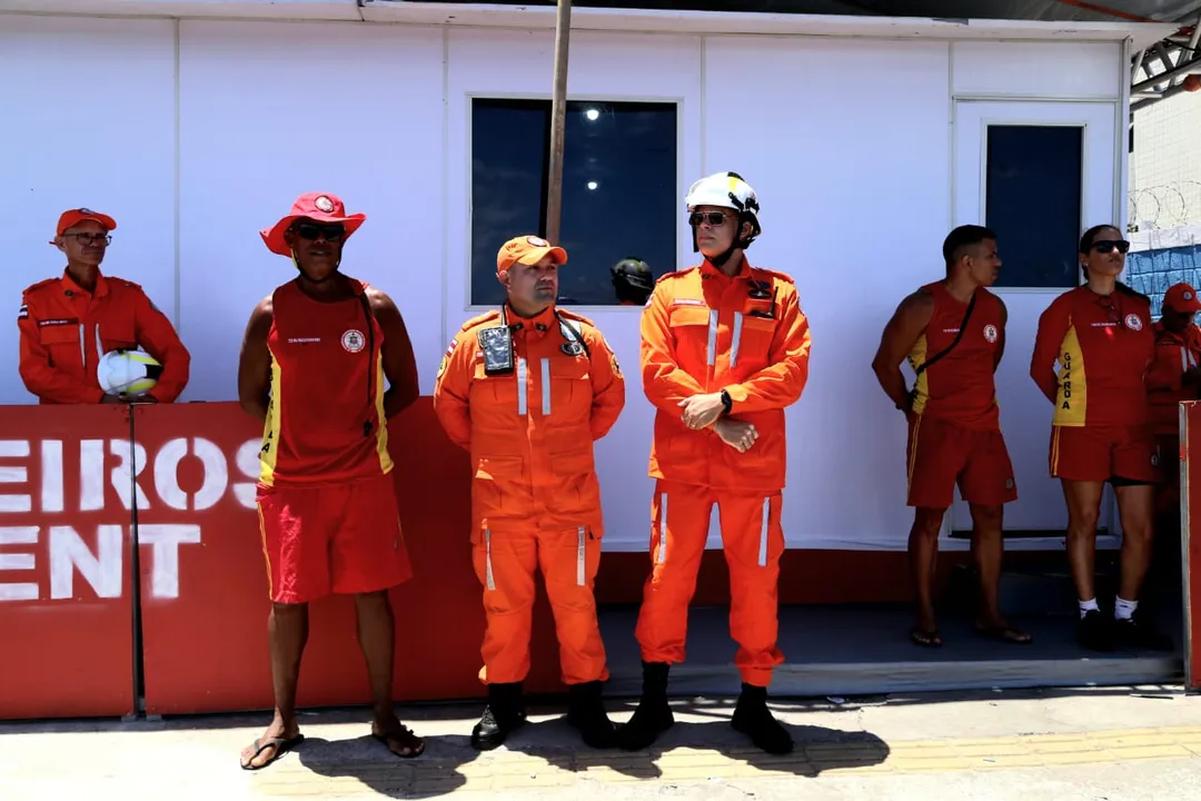 ara garantir a segurança dos participantes, o Corpo de Bombeiros montou um esquema especial