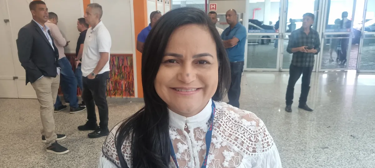 Debora Régis, prefeita de Lauro de Freitas