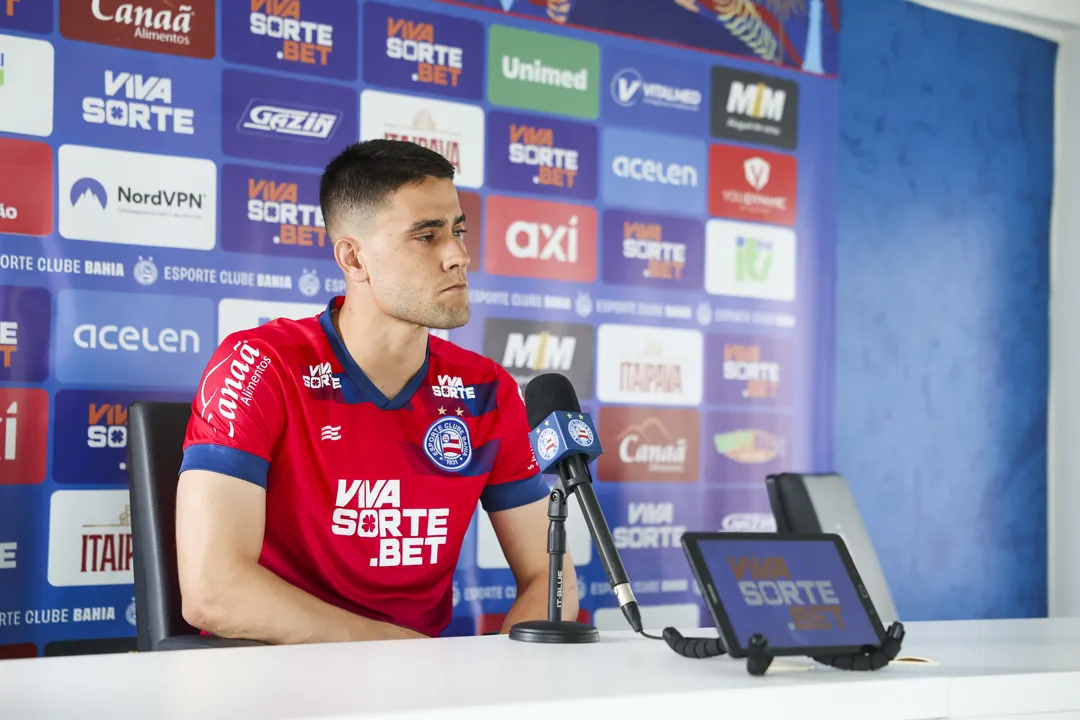 Denis Júnior deve assumir a meta tricolor na partida deste sábado, 15, contra o Barcelona