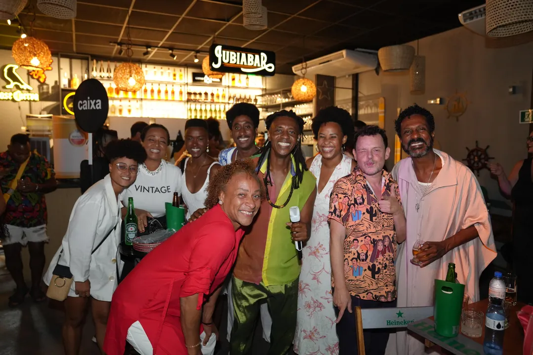 Entre os convidados ilustres, estavam atores do Bando de Teatro Olodum