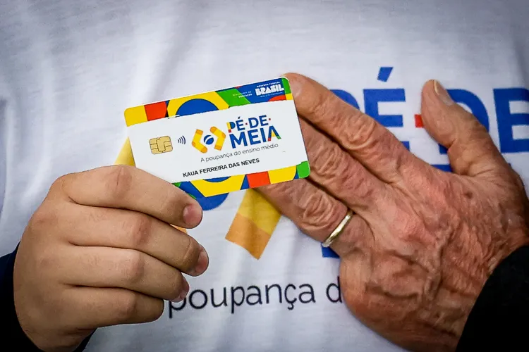 Programa Pé-de-Meia, voltado para a educação