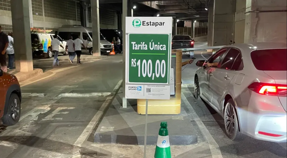 Valor do estacionamento chegou a R$ 100 na ocasião