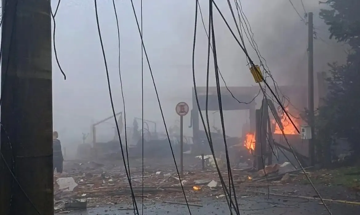 Corpo de Bombeiros Militar controlou o incêndio decorrente da queda da aeronave