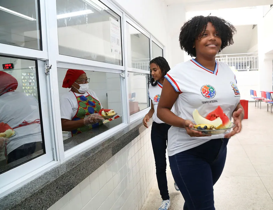 Impacto pode ser medido por números: 40 milhões de alunos de quase 150 mil escolas públicas recebem cerca de 10 bilhões de refeições por ano