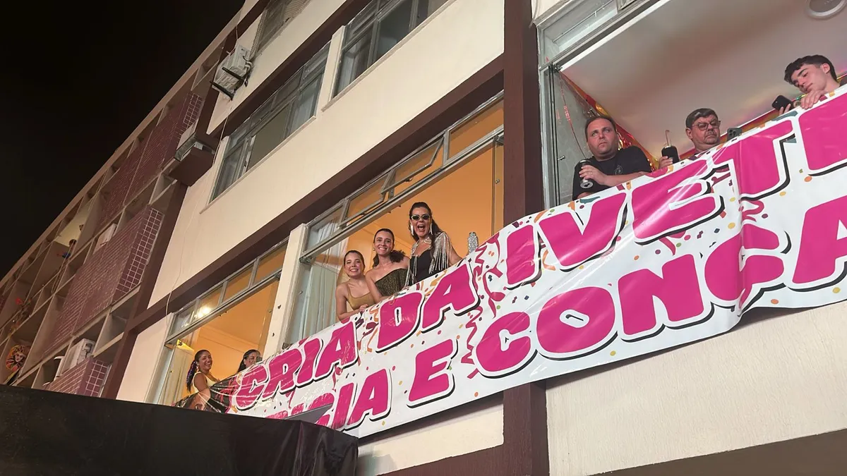 Fã de Ivete comprou apartamento há dez anos atrás para acompanhar artista nos Carnavais de Salvador