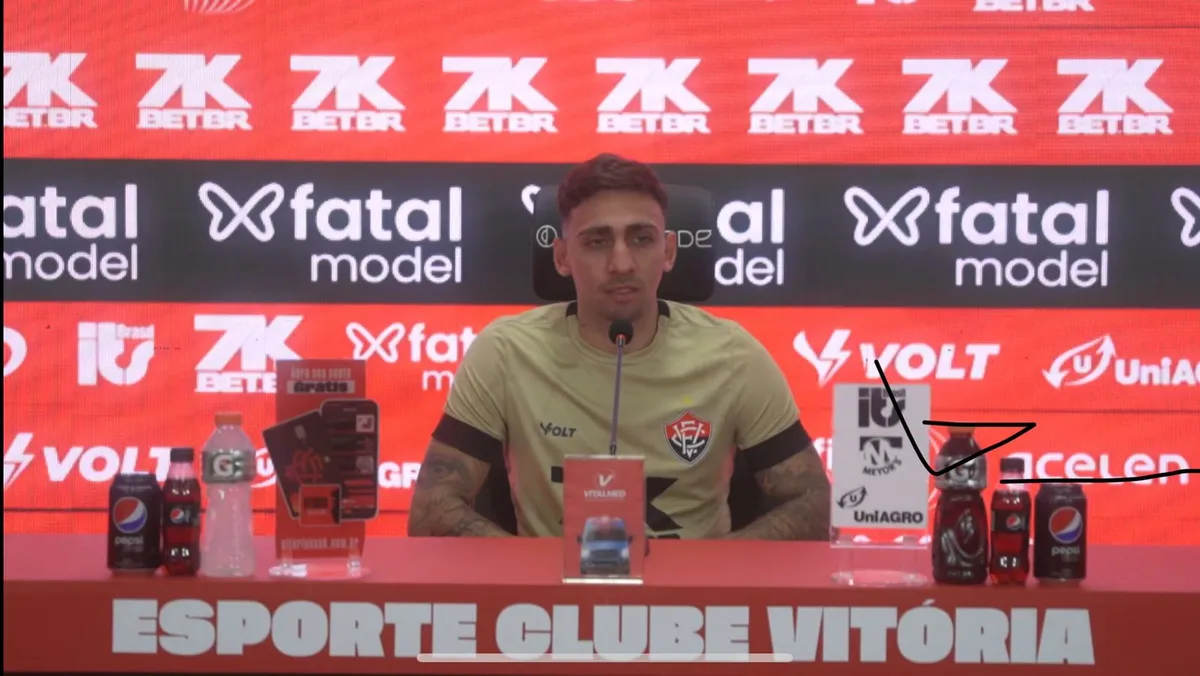 Gustavo Mosquito durante entrevista coletiva