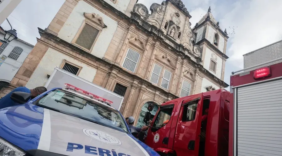 Desabamento da igreja aconteceu na quarta-feira (5)