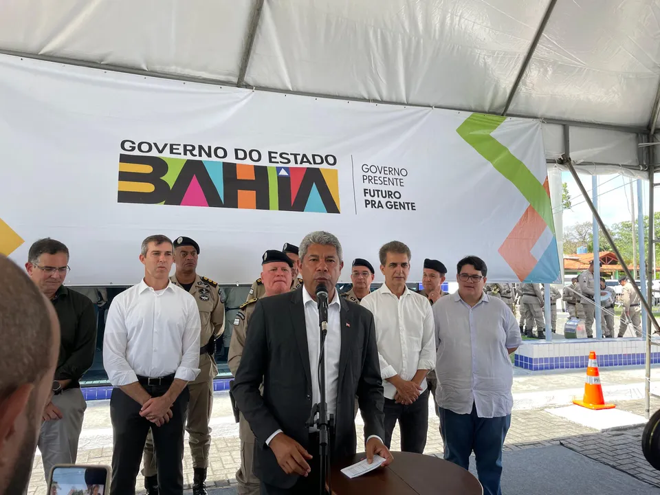 Governador deu declarações durante evento em que entregou R$ 1 milhão em equipamentos para Esquadrões de Motociclistas da Polícia Militar