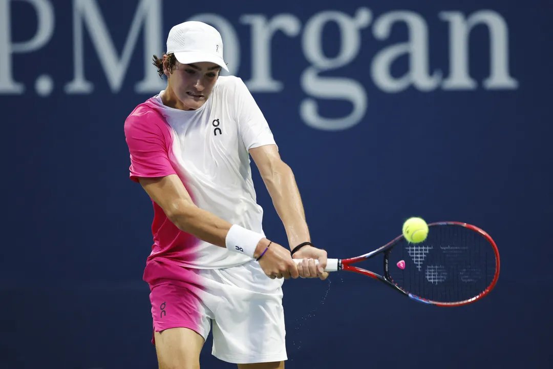 João Fonseca estreia no Australian Open nesta terça-feira