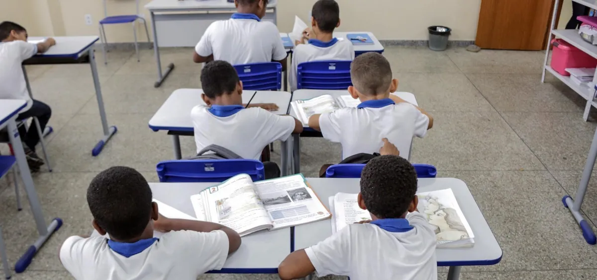 Imagem ilustrativa da imagem Mães denunciam caos para realizar matrícula nas escolas de Salvador