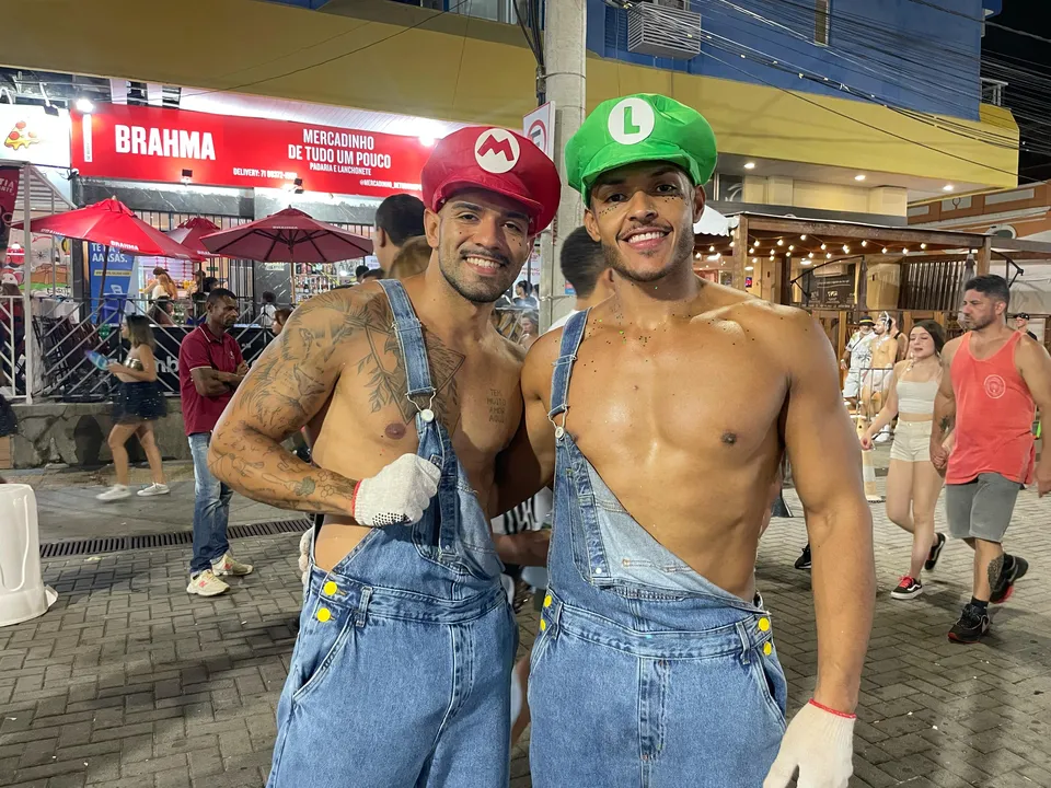 Imagem ilustrativa da imagem Mario e Luigi' caem na folia no Carnaval de Salvador: "Repaginada"