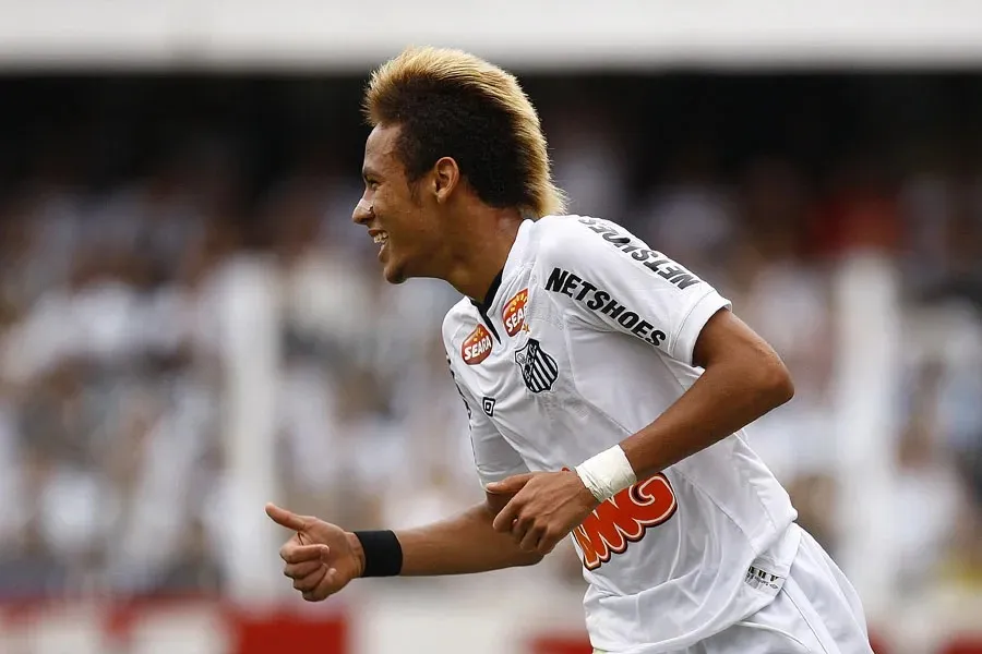 Neymar durante passagem no Santos