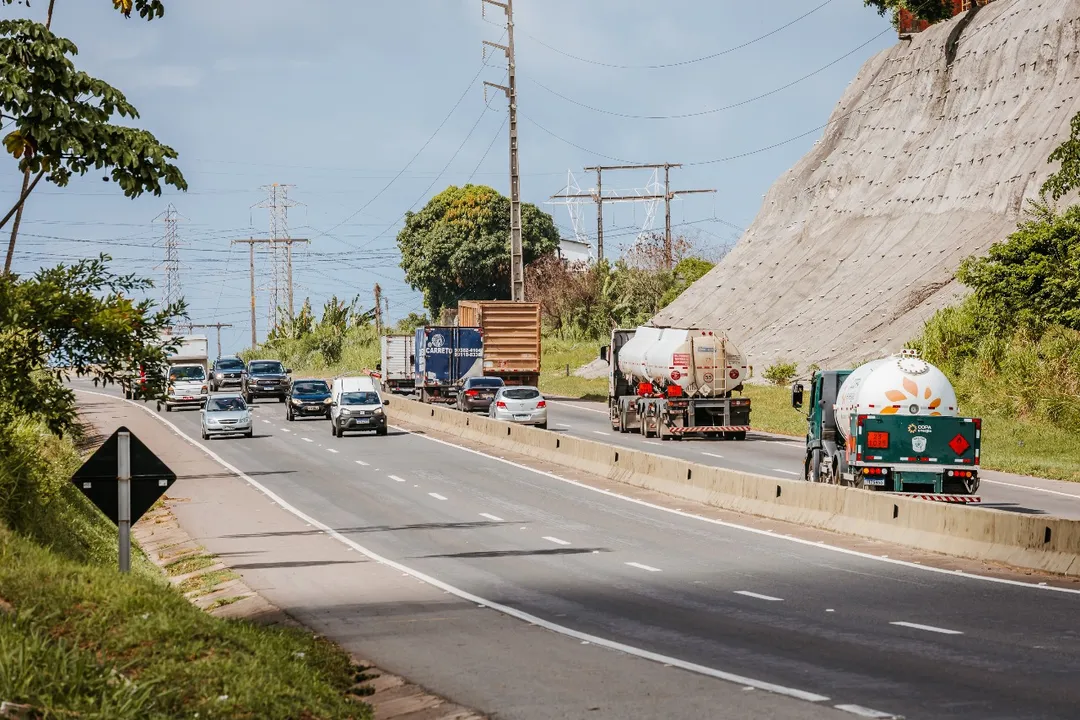 Radares devem começar a operar na via Parafuso após o carnaval