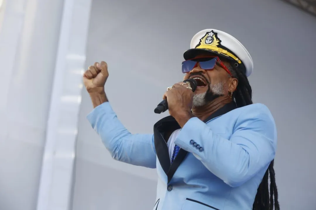 Carlinhos Brown na Enxaguada de Yemanjá