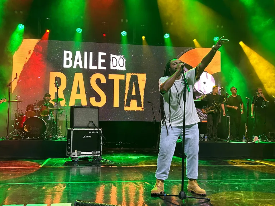 O cantor e compositor baiano Jeremias Gomes levou o Baile do Rasta para a Concha Acústica do Teatro Castro Alves (TCA)