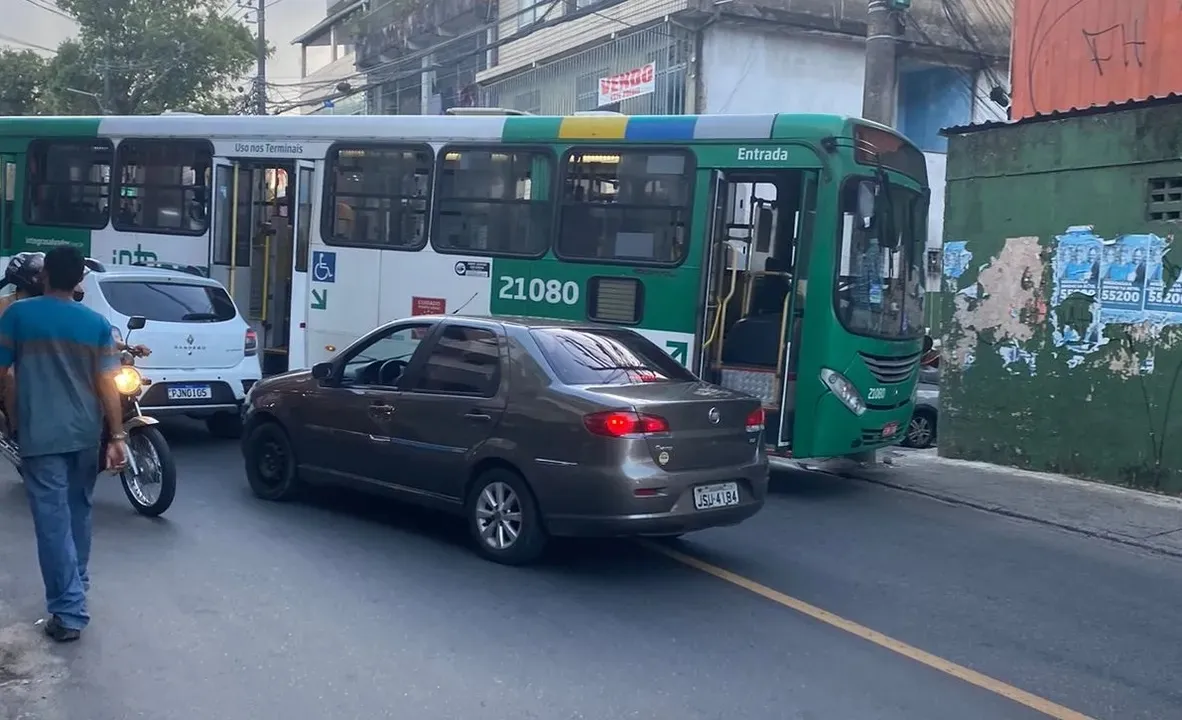 Moradores fizeram protesto contra morte de jovem