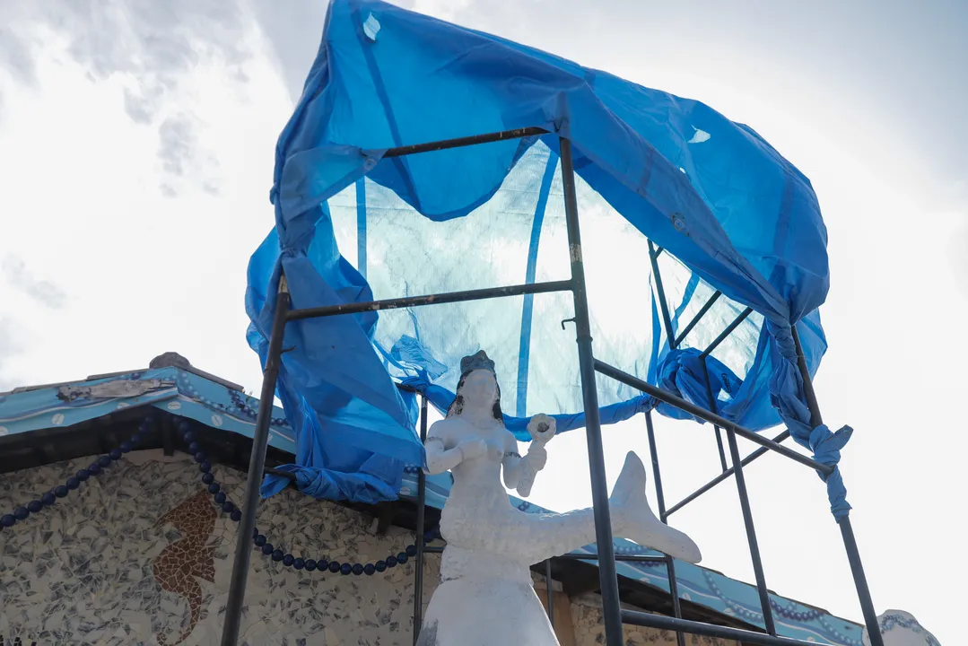 Escultura deve voltar ao aspecto original da obra feita pelo artista Manoel Bonfim