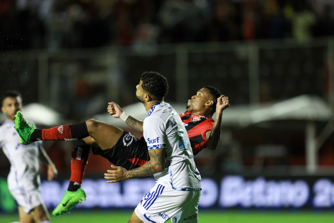 Alerrandro fará falta, mas clube busca um substituto