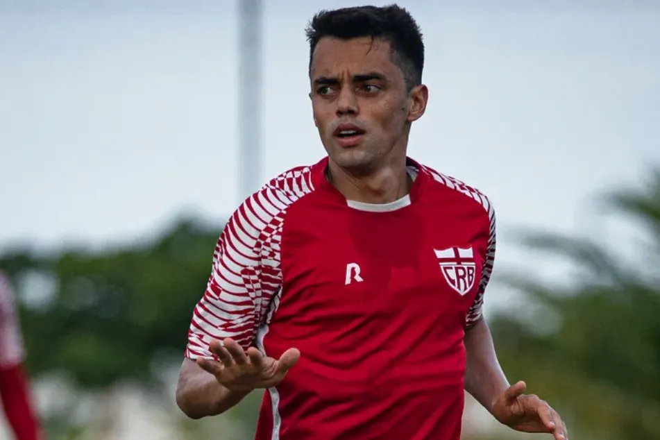 Lateral-direito Matheus Ribeiro elogiou a equipe comandada por Thiago Carpini