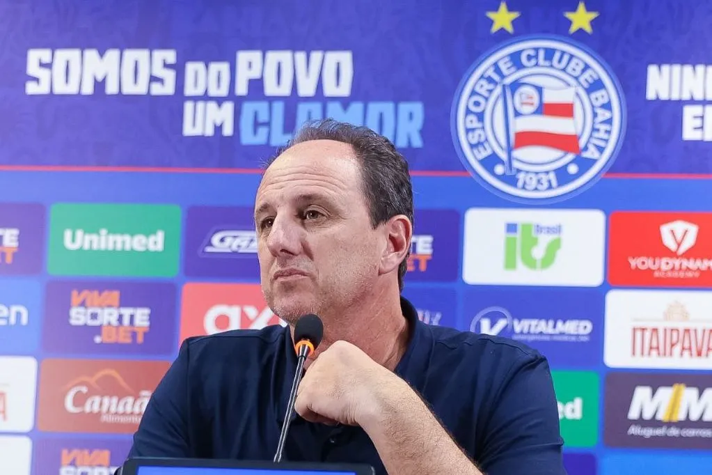 Rogério Ceni durante entrevista coletiva