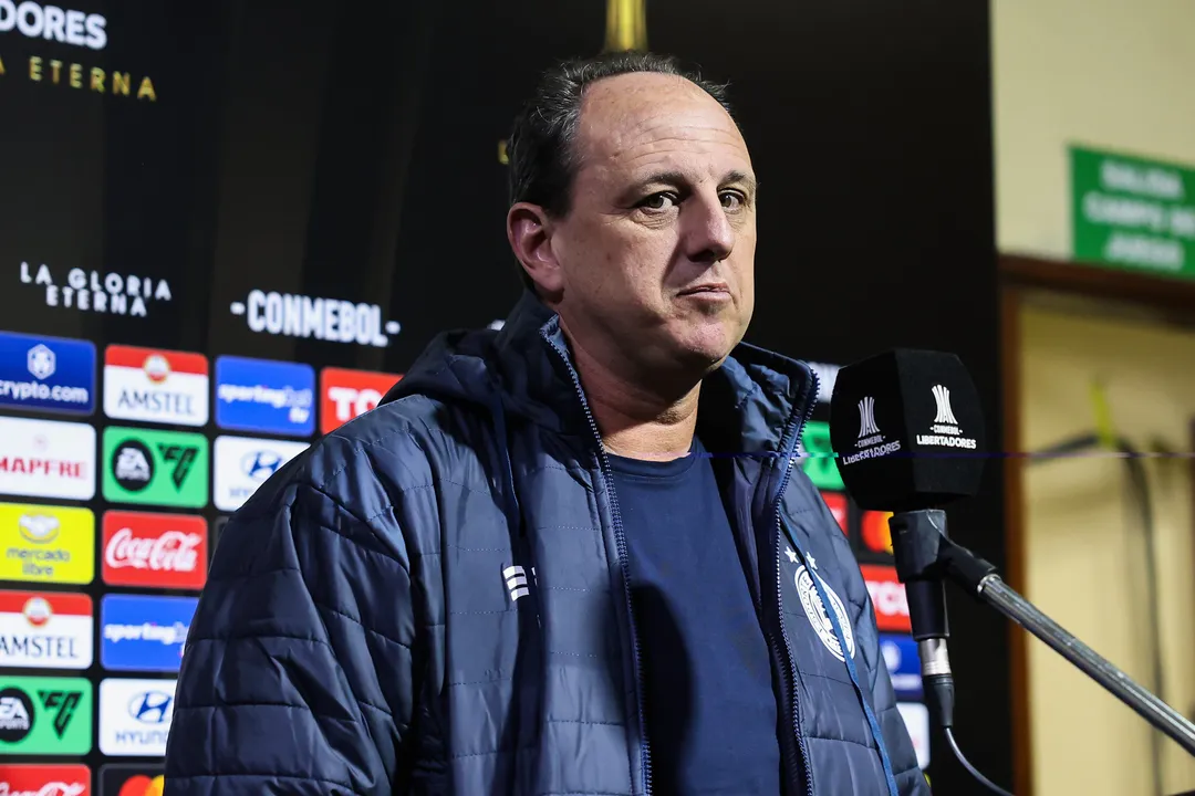 Rogério Ceni, técnico do Bahia, antes da partida contra o The Strongest