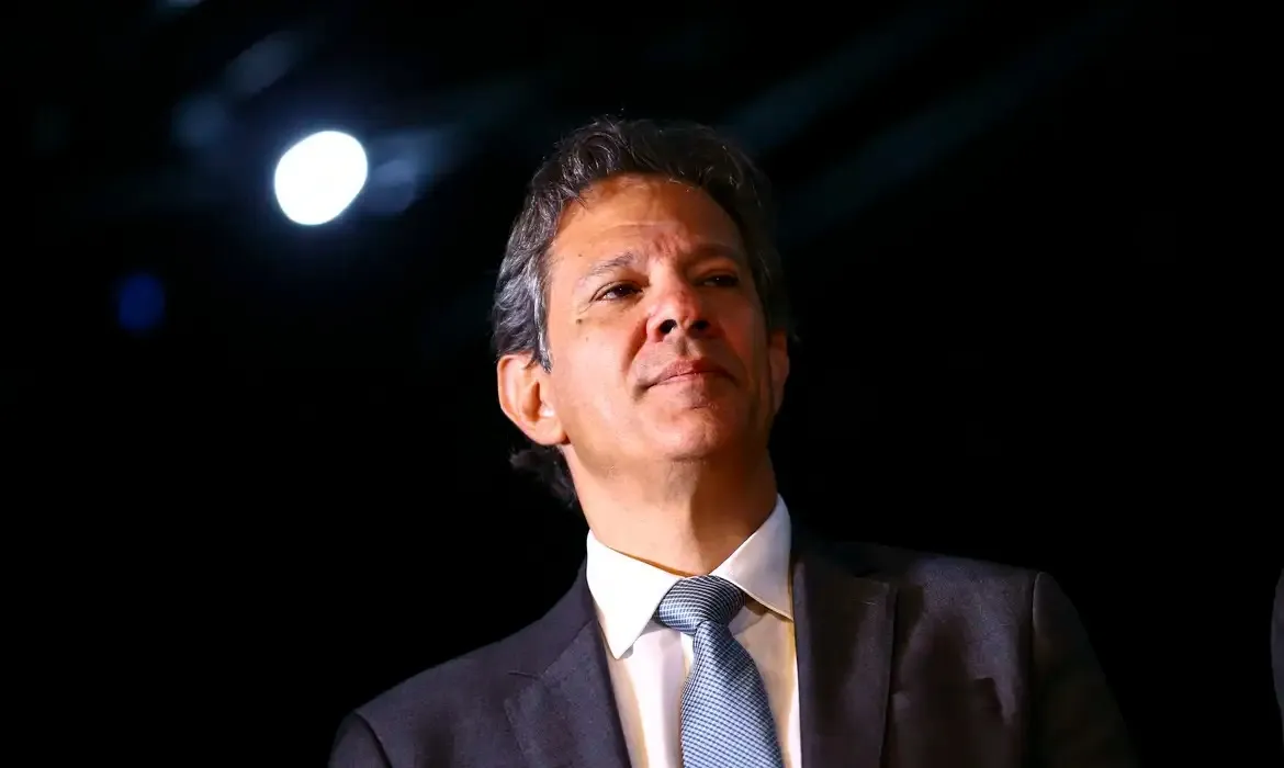 Haddad tem prazo de 15 dias para responder queixa-crime