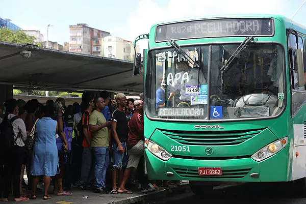 Linhas de ônibus serão reforçadas a partir desta segunda-feira, 2