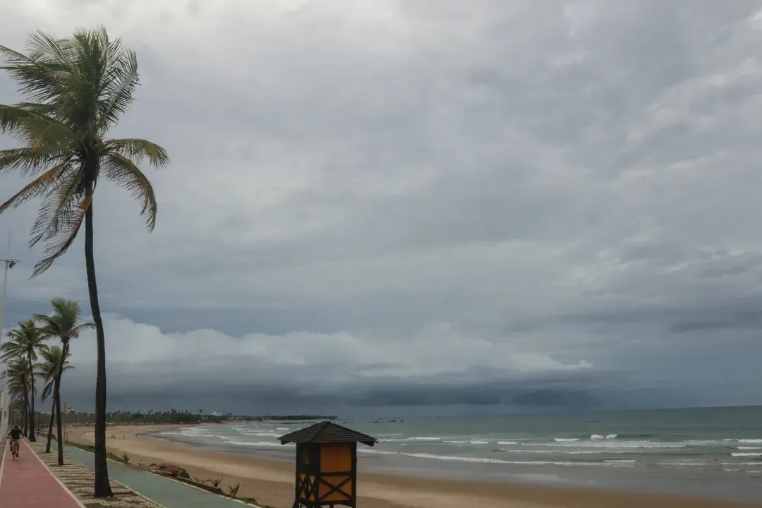 Temperaturas na capital baiana devem variar entre 24º e 32º
