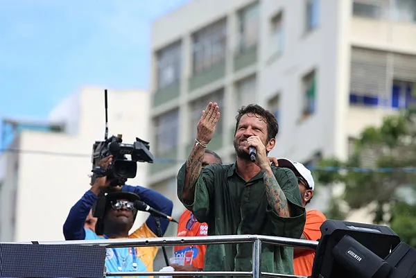 Saulo puxou pipoca no Campo Grande no último dia de Carnaval