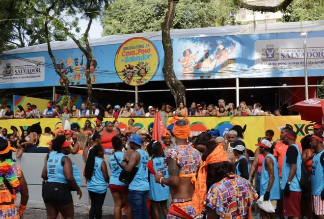 O espaço instalado no Campo Grande já se consolidou como um ponto estratégico para os vereadores acompanharem e discutirem os mais diversos aspectos da organização da festa