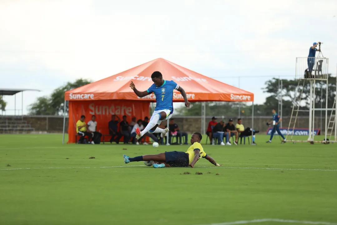 Ruan Pablo se destaca e faz dois gols em amistoso contra o Equador Sub-17