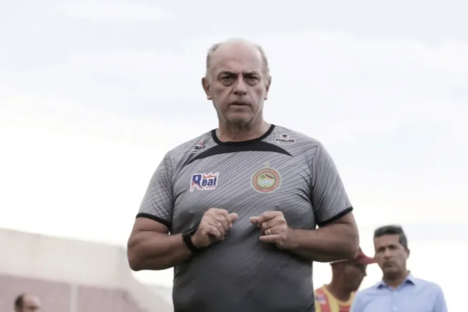 Carlos Rabelo, técnico da Juazeirense