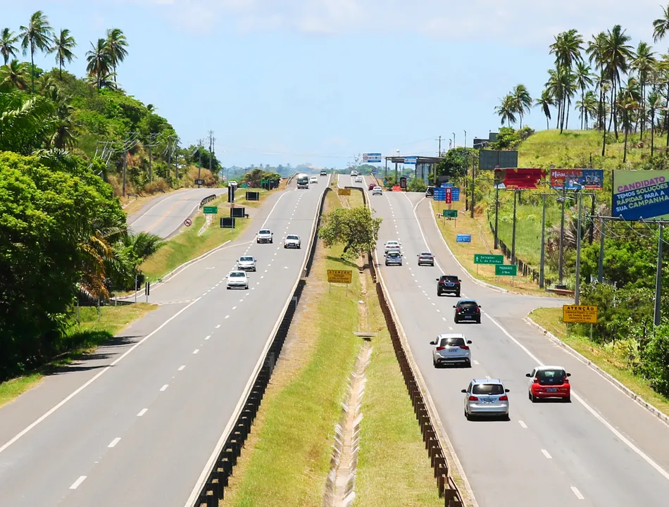 Entre 23 de dezembro de 2024 e 2 de janeiro deste ano, cerca de 418 mil veículos circularam na Linha Verde,  administrada pela CLN