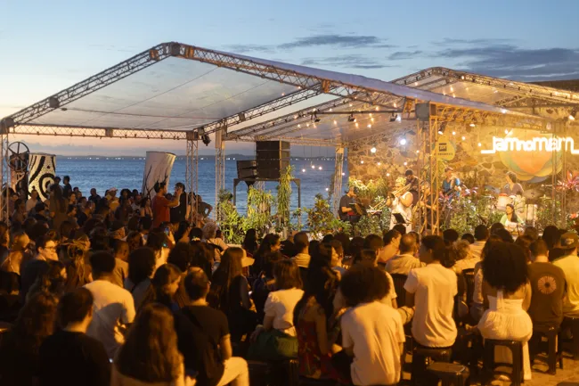 Estrutura onde acontece o JAM no MAM em Salvador