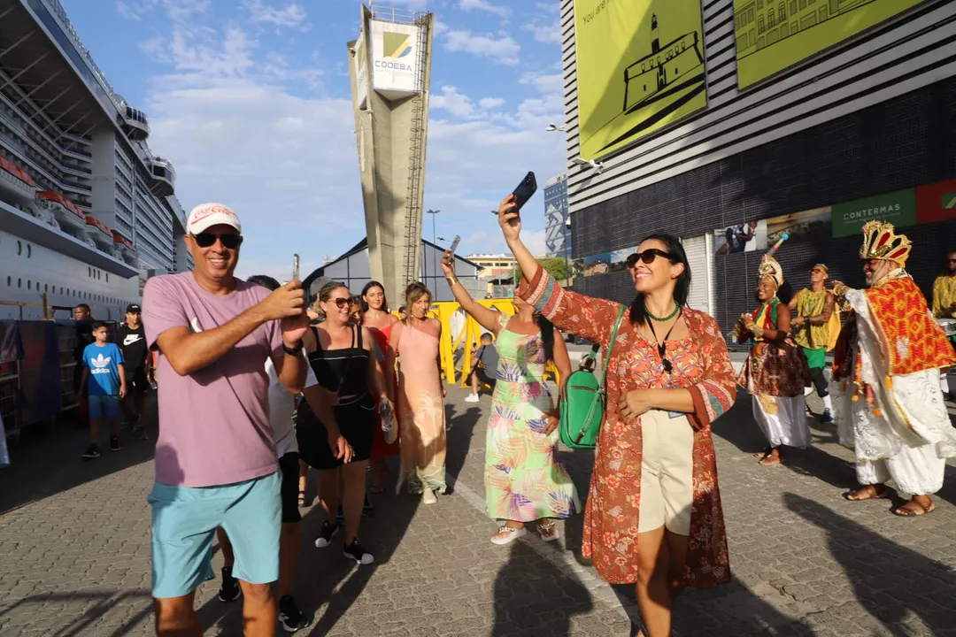 Turistas chegando em Salvador