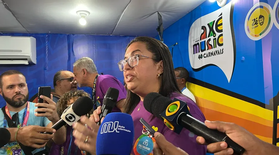 A vice-prefeita de Salvador e secretária de Turismo da capital, Ana Paula Matos, falou em coletiva para a imprensa, neste domingo, 1°