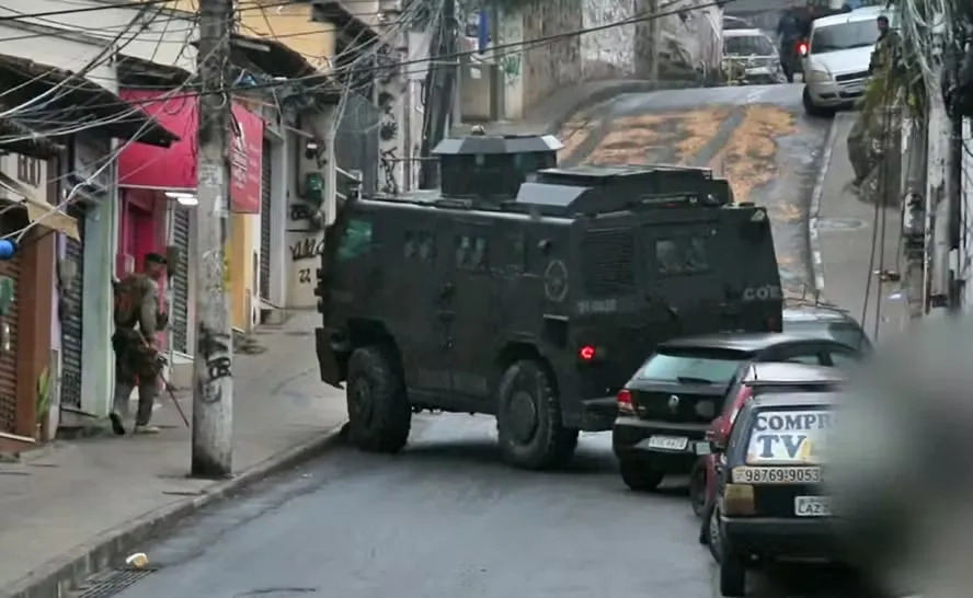 A operação no Complexo do Alemão fazia parte de uma ação mais ampla que também percorreu o Complexo da Penha