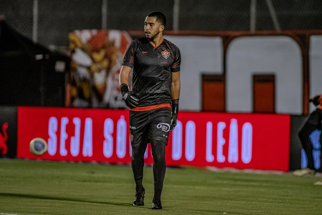 Lucas Arcanjo, goleiro do Vitória