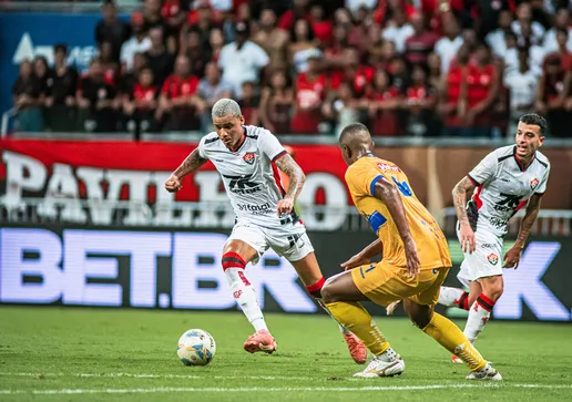 Colo Colo recebe o Vitória na Arena Fonte Nova