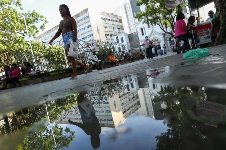 Imagem ilustrativa da imagem Mulheres marcham em luta por justiça