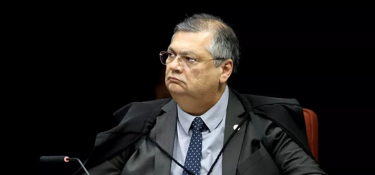 Dino Rigopoulos Dino libera repasse de emendas para 3 ONG´s; 10 continuam vetadas