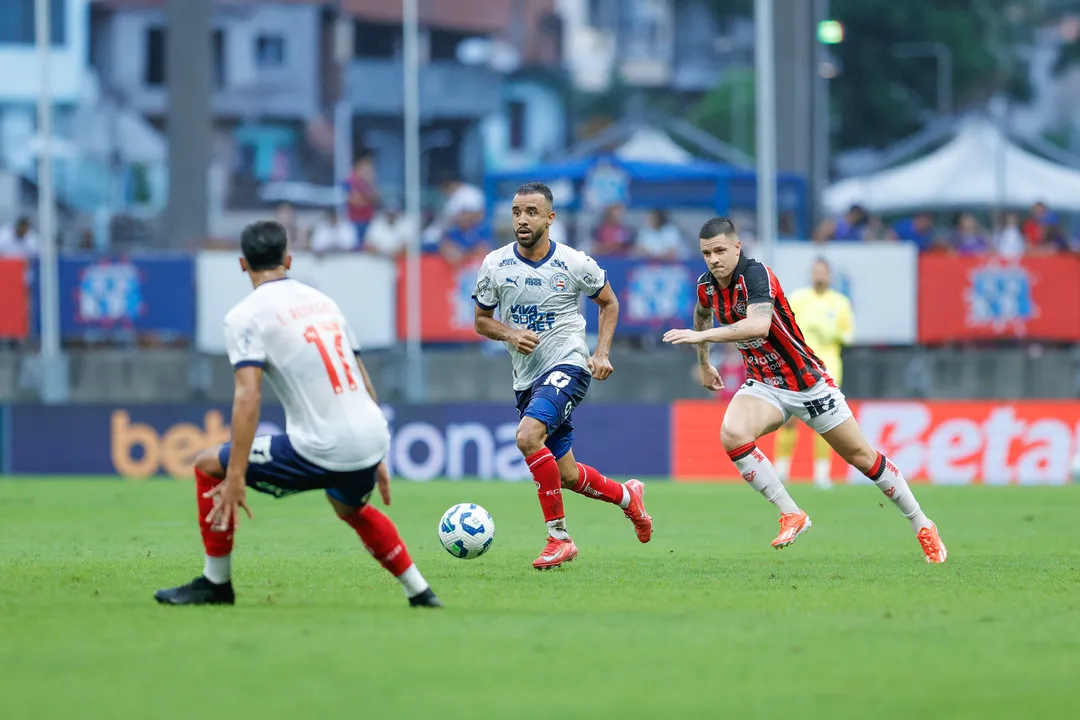 Caio Alexandre, volante do Bahia