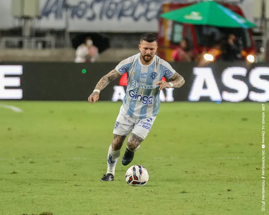Ex-Bahia, o atacante Rossi é um do destaques do Paysandu na temporada