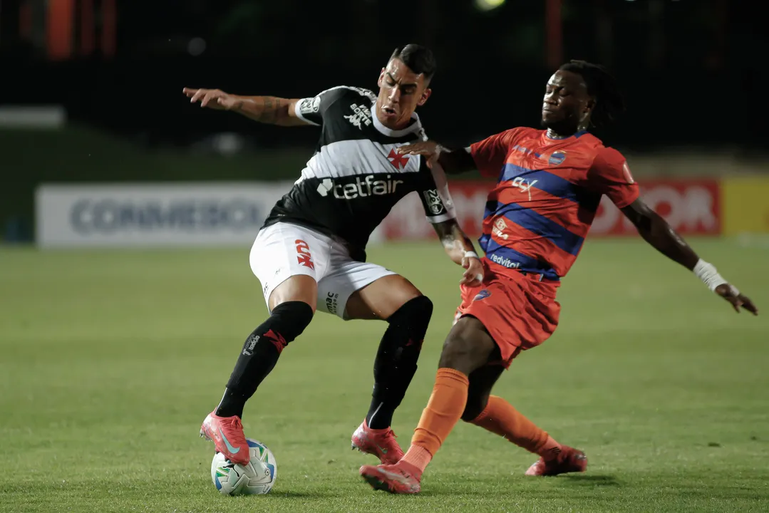 Vasco sofre goleada humilhante do Puerto Cabello pela Copa Sul-Americana.