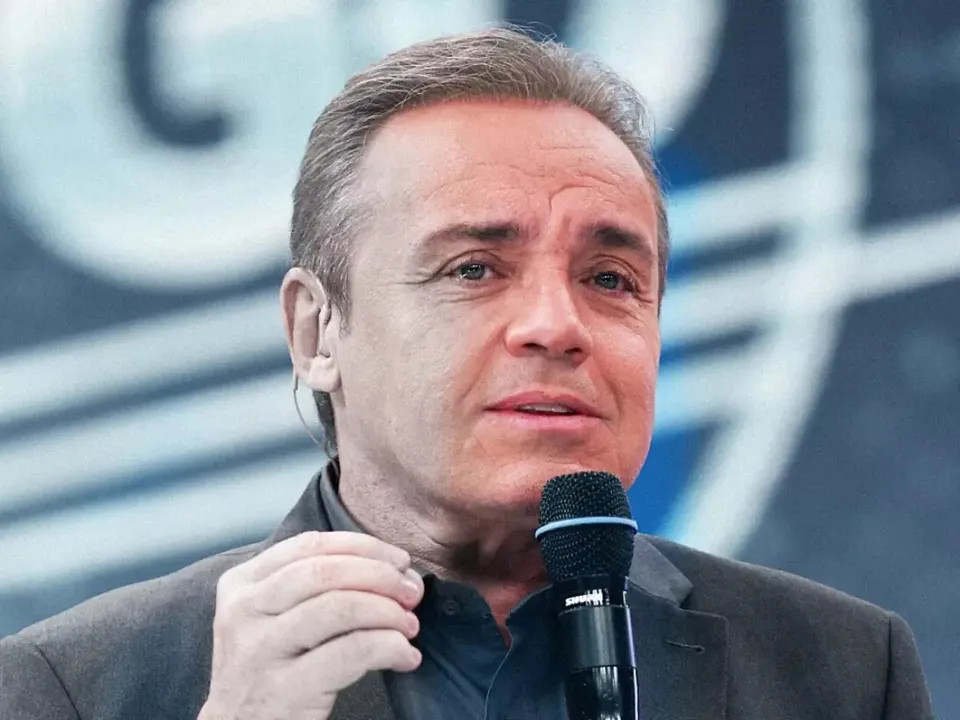 Vida do apresentador voltou a repercutir nas redes sociais