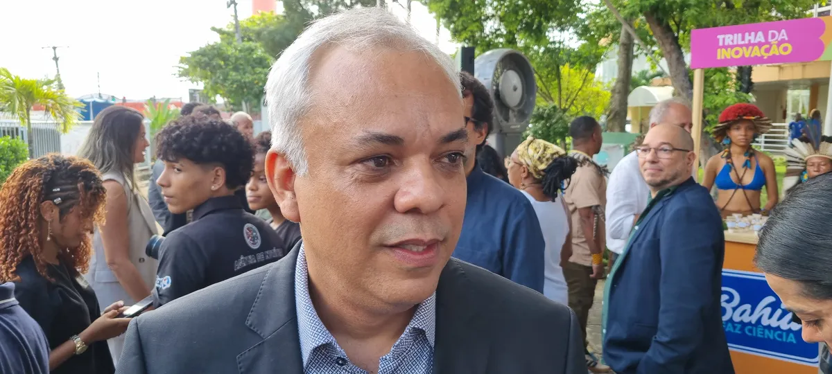 Secretário estadual André Joazeiro