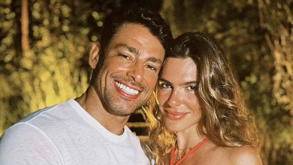 Modelo voltou aos holofotes após compartilhar postagens interpretadas como indiretas ao ex-marido, Cauã Reymond