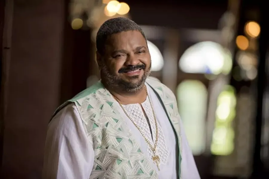Arlindo Cruz foi internado às pressas