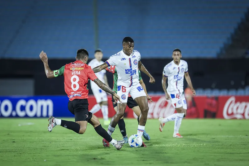 Bahia em partida contra o Boston River