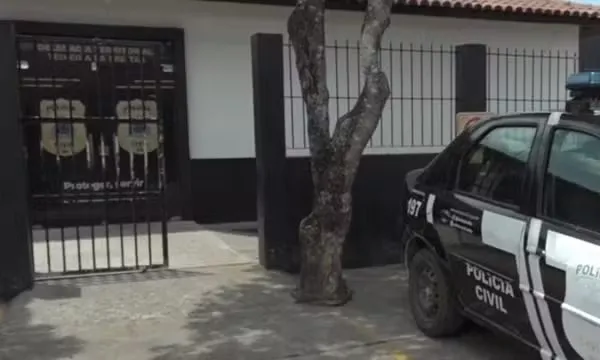 O corpo da bebê foi encaminhado ao Instituto Médico Legal (IML) de Teixeira de Freitas